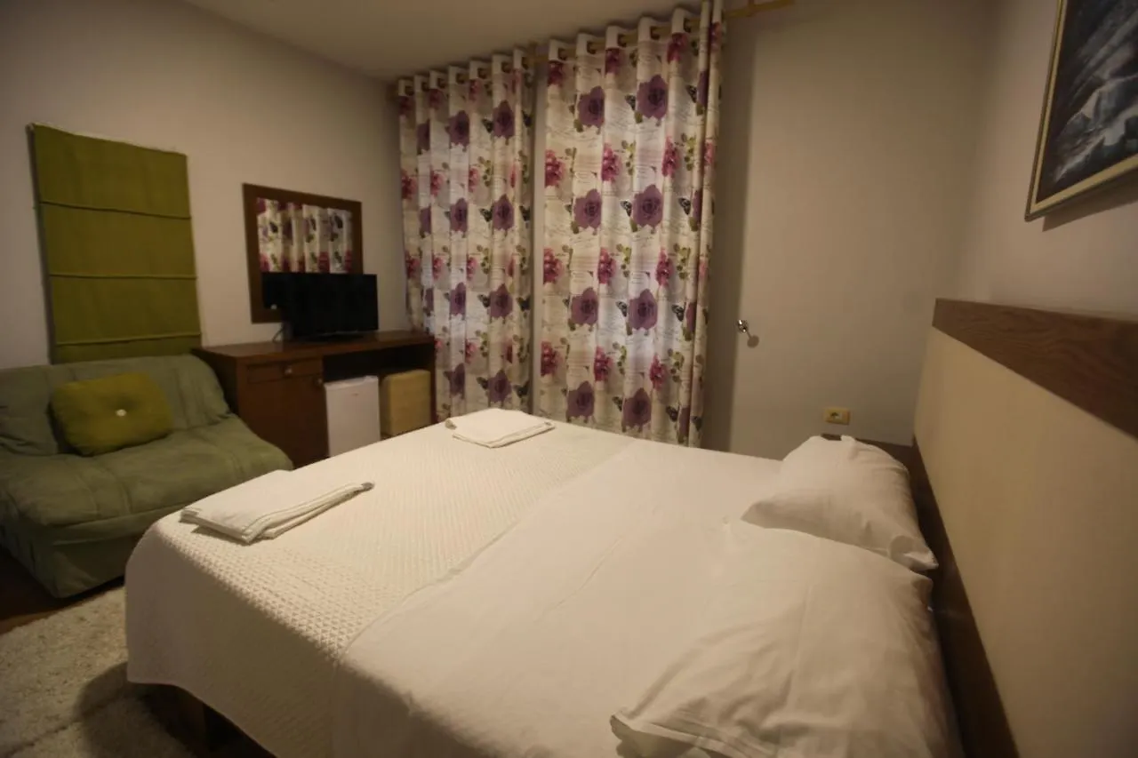 Hotel Sofo Dukat 4*,  Albanie