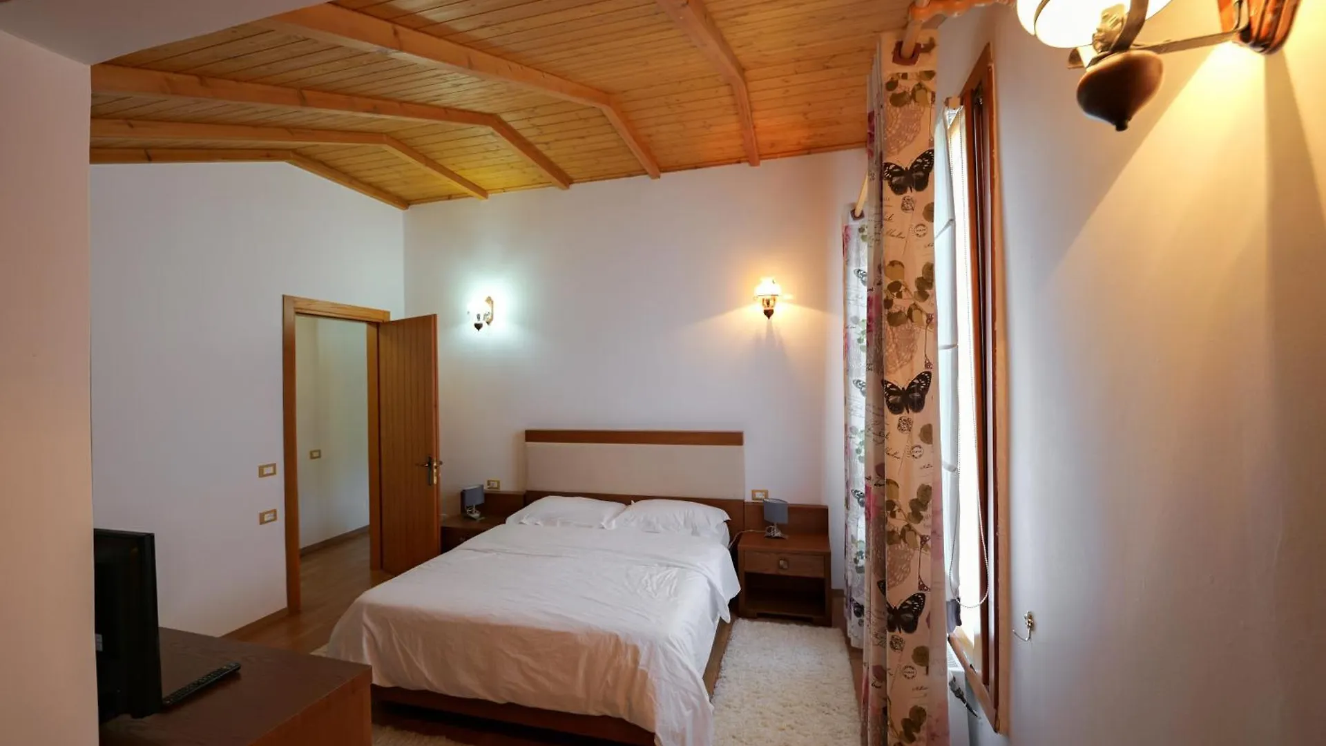 Hotel Sofo Dukat 4*,