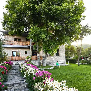 Couette-café Bujtina Shkodrani